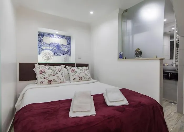 Panteao House In Alfama - With A/C